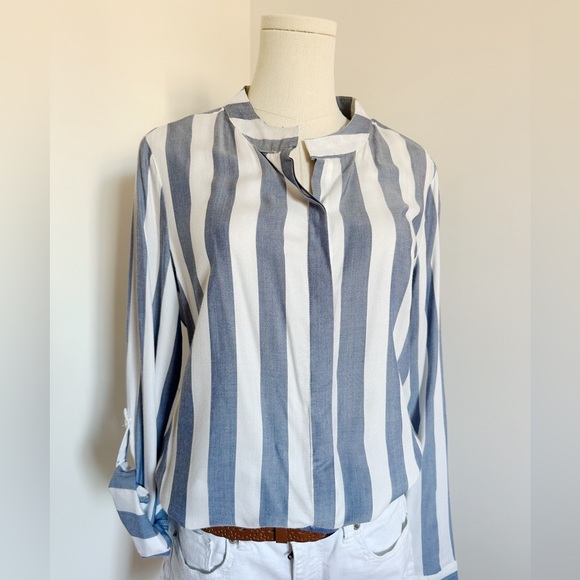 Alexander Jordan rayon light stripes blouse size small - Picture 1 of 9